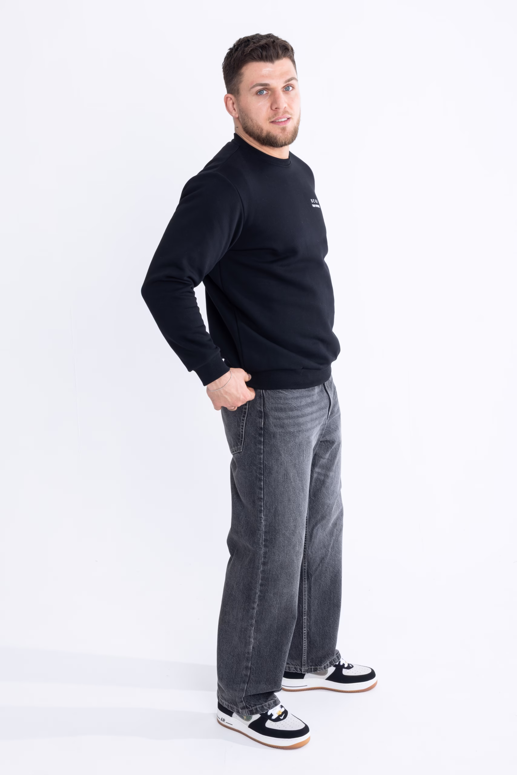 deqs czarna bluza (1 z 9)